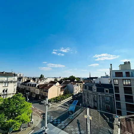 We Live In R - 103 Lejlighed Reims